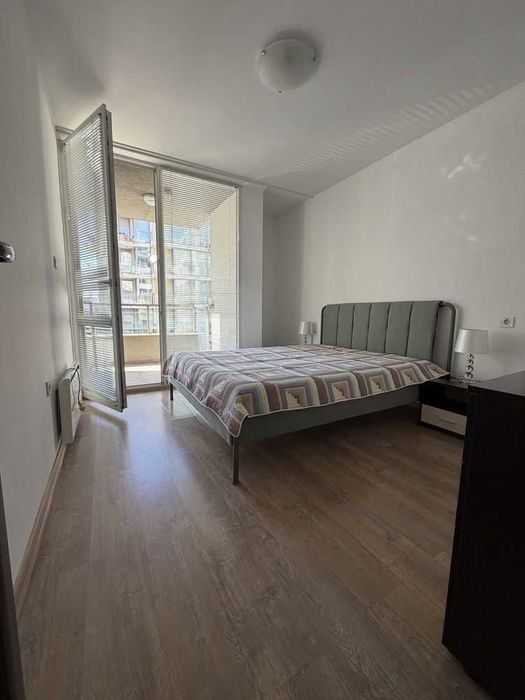 Дава се под наем Двустаен апартамент в София, Кръстова вада - 70 кв.м за 647.19 € - Снимка #2