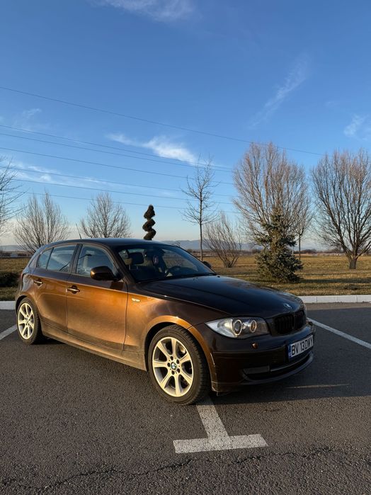 BMW SERIA 1 2010