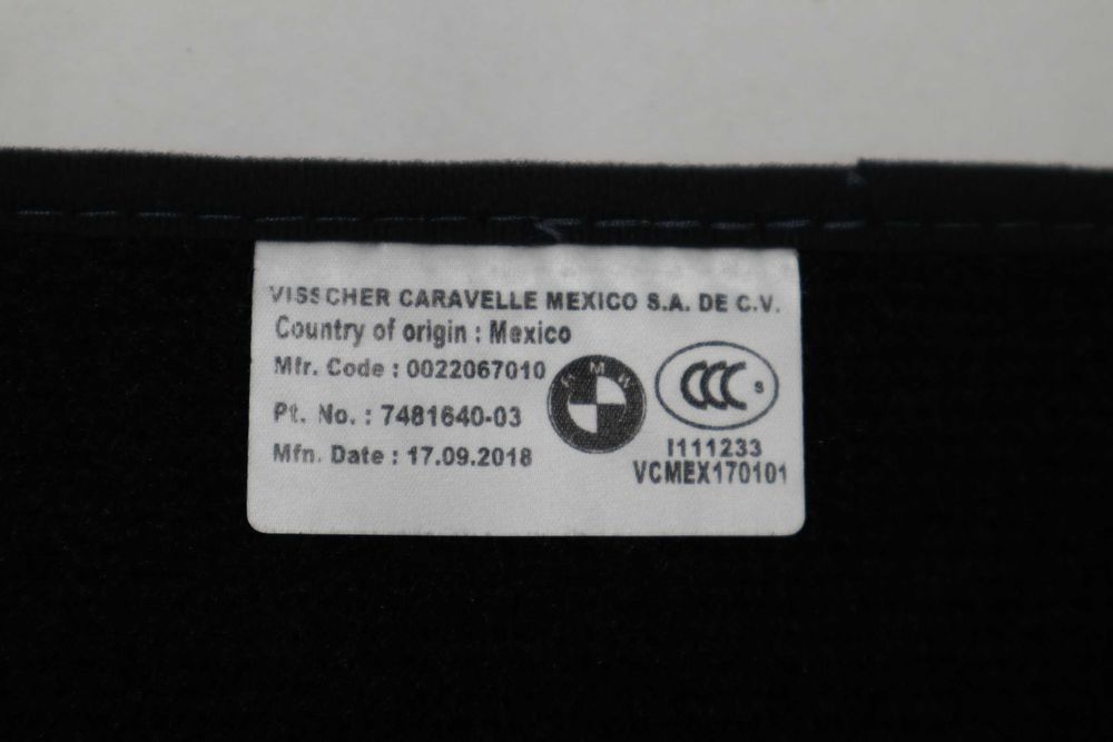 Нови велурени стелки за БМВ Г20 Г21 BMW G20 G21 2 комплекта