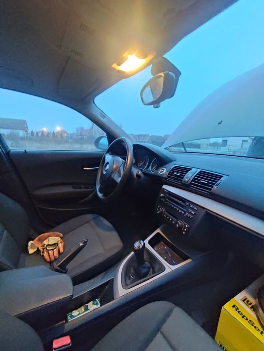 Vând piese BMW seria 1 e87