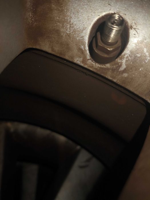 Джанти Тойота 16 инча + гайки + патерица