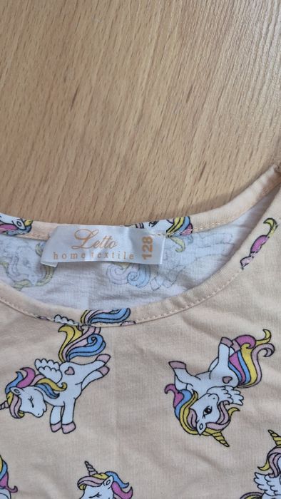 Платье с рукавом для девочки