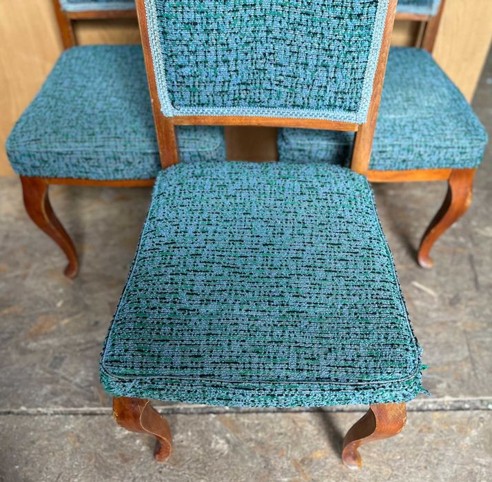Set 3 Scaune Vintage cu Sezut si spatar tapitat; Scaun fix