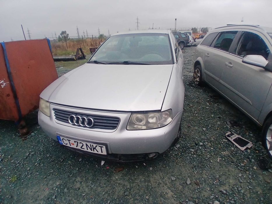 Dezmembrez audi a3 8l