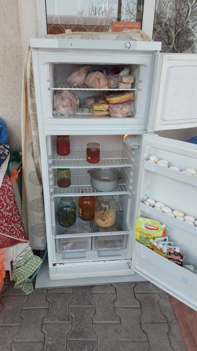 Холодильник "Indesit". САМОВЫВОЗ