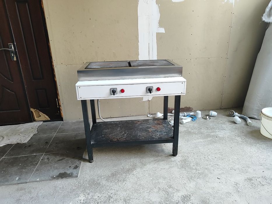 Электрическая плита сотилади келишилган нархда