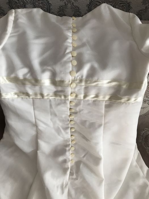 Платье нарядное.