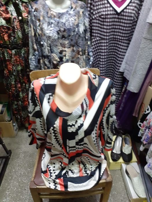 Продам красивую блузку