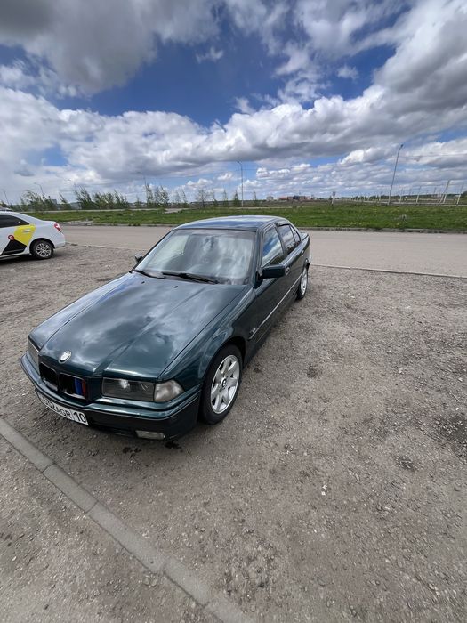 Продам бмв е36 318i