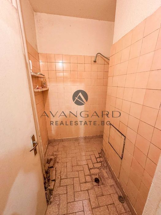 Продава се Тристаен апартамент в Пловдив, Кючук Париж - 86 кв.м за 830 €/кв.м - Снимка #4