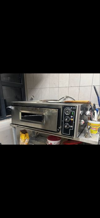 Продам пицца печь Абат