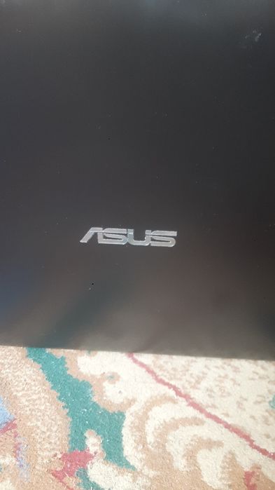 Ноутбук сатылады