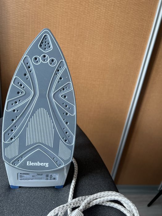 Продам утюг Elenberg