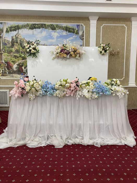 Продаю искусстаенные цветы