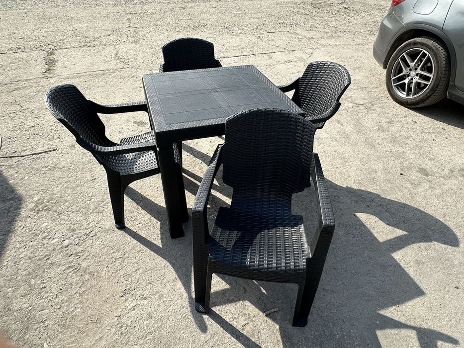 Комплект маса и стола