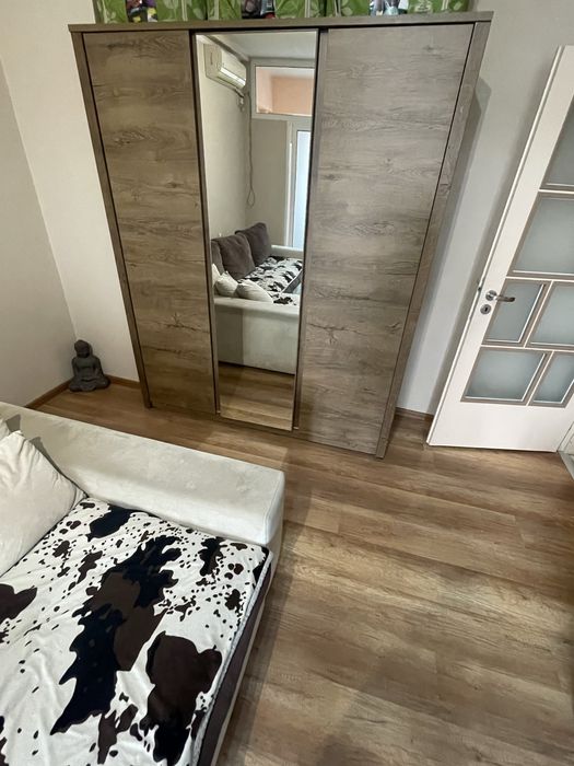 Гардероб , тв шкаф , холна маса , етажерки скрин , висок скрин