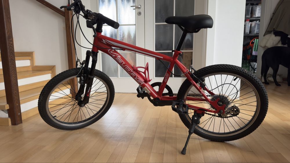 Bicicleta Velors 18 inchi pentru 5-9 ani