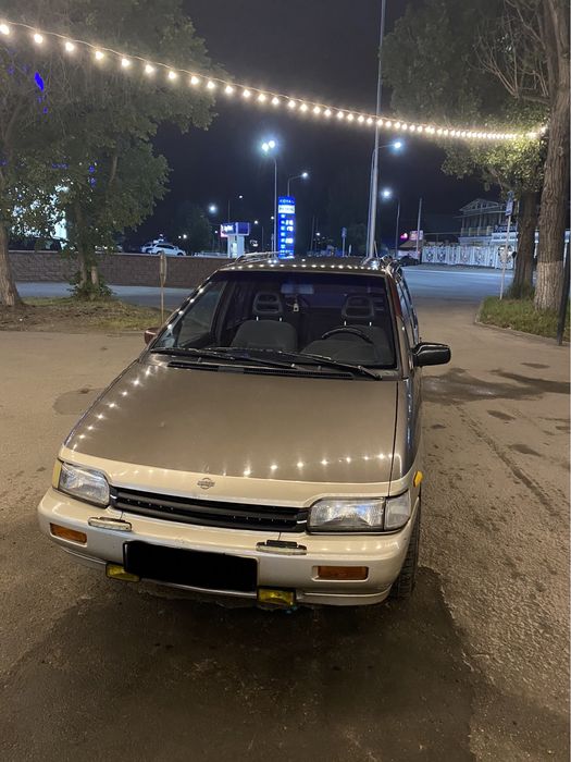 Ниссан прерия 1992