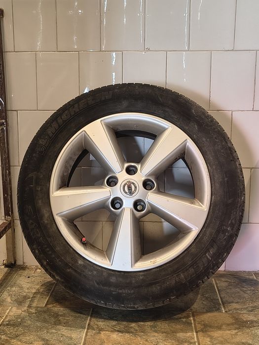 Jante Nissan  cauciucuri Michelin 215/60/R17