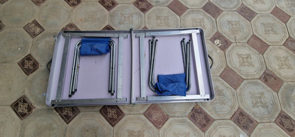 Жиналмалы  палатка  сатылады. Столы  мен  бірге.