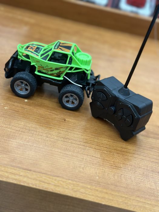 Количка с дистанционно