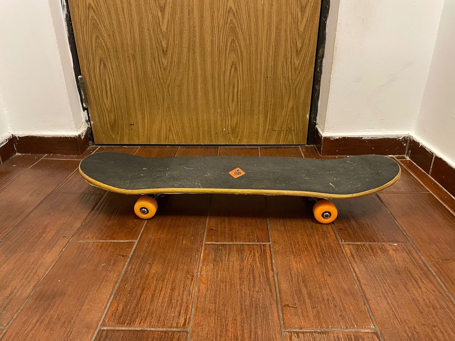 Skateboard colorat