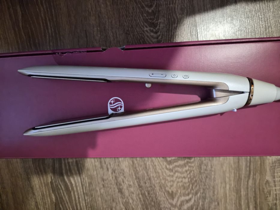 Преса за коса Philips Moisture Lock