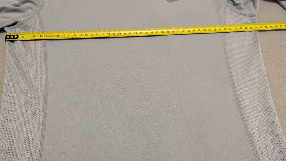 Bluza NIKE bărbat mărimea S dri fit running run barbat man sport bluză