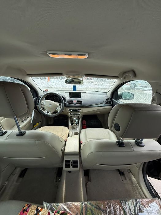 RENAULT Fluence 2011 — imagine 5