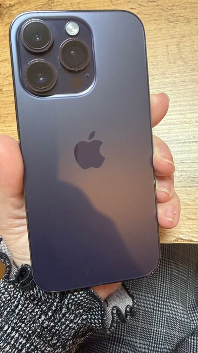 iPhone 14 pro 128GB deep purple