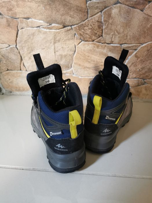 Bocanci waterproof marimea 29
