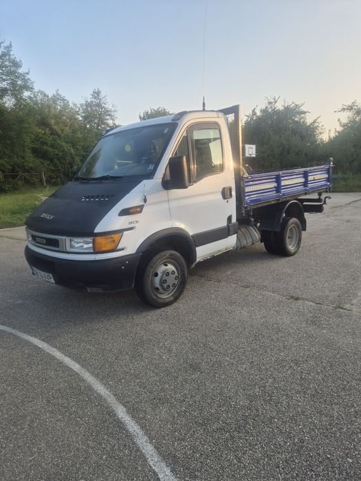 De vânzare iveco basculabil