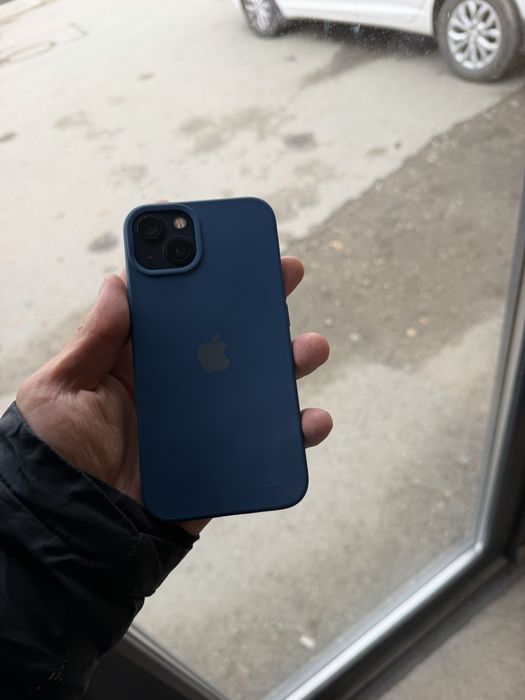 Iphone 13 память 128гб в идеальном состояний