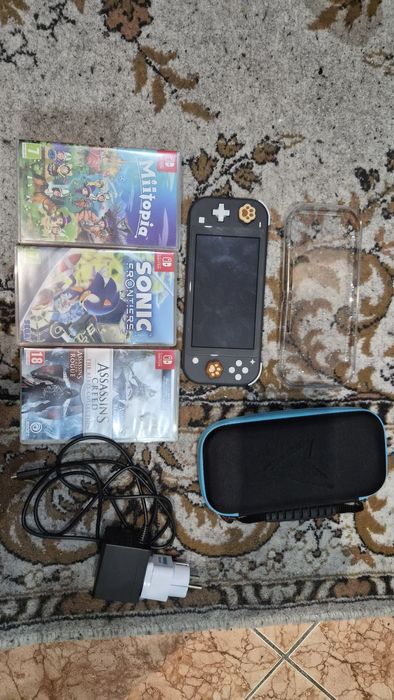 Nintendo Switch Lite Grey + Accesorii + 3 jocuri