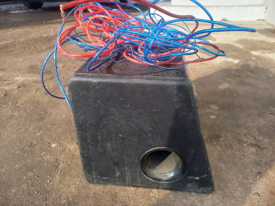 Савбуфер колонка