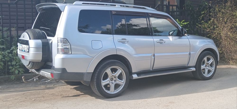 Продаётся паджеро 4.