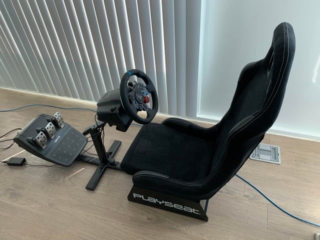 Playseat Alcantara+ Logitech G29 + Shifter [Mod]