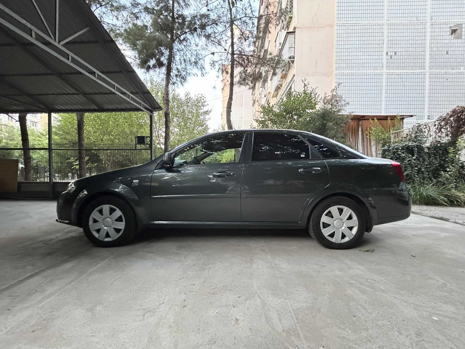 Продам свою Chevrolet Gentra