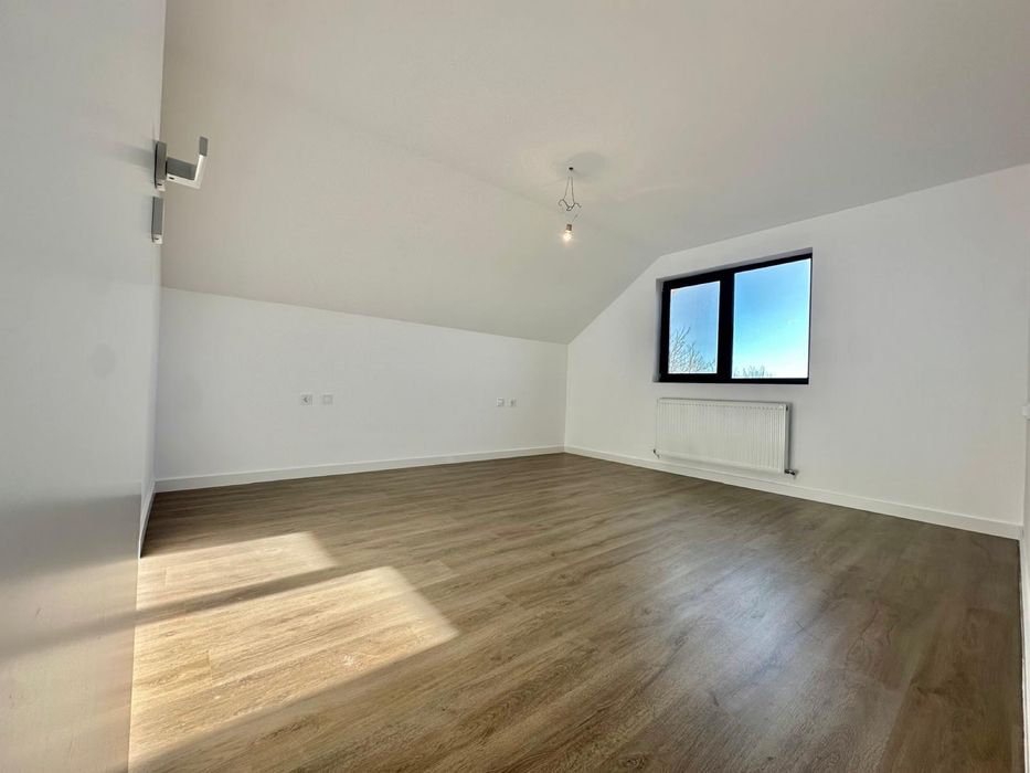 Vila noua Valea Voievozilor 3 km de centru Targoviste 3 dormitoare