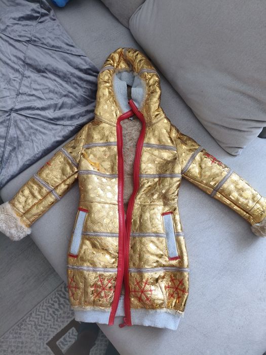 Продам дубленку 5-6 лет