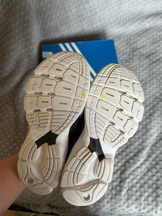 Adidas Astir SN W | Black | Size 39 1/3 | Very Good Condition