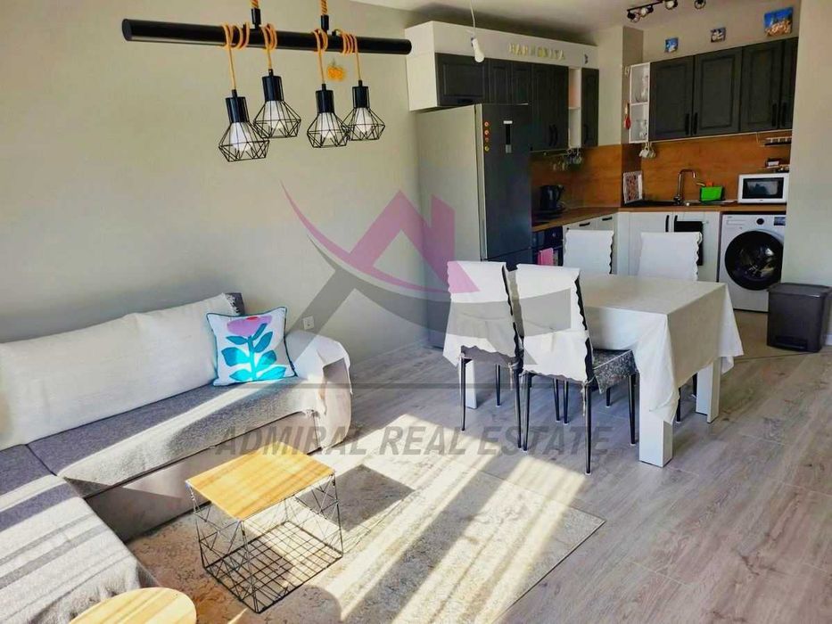 Дава се под наем Тристаен апартамент в Варна, Младост 1 - 90 кв.м за 750 € - Снимка #1