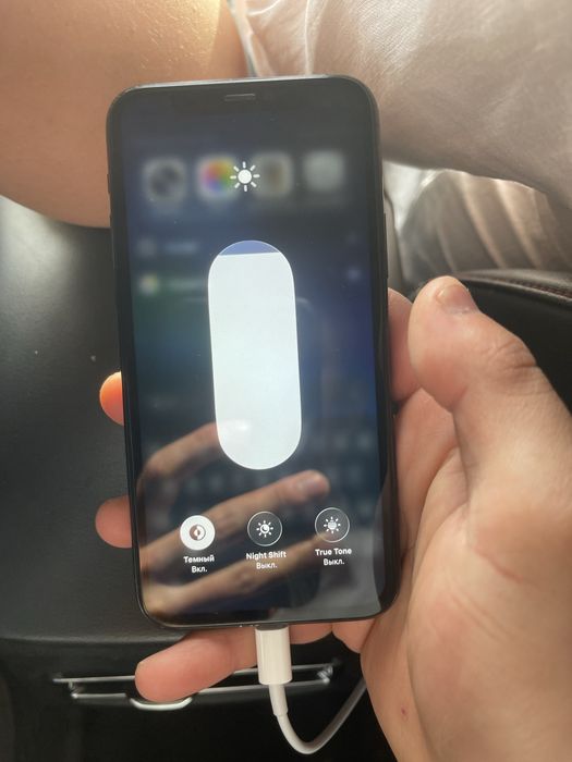 Iphone 11 pro в хорошем сост , каробки нету