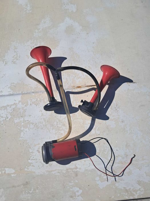 Воздушный сигнал продаётся