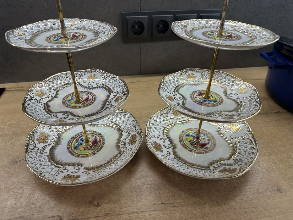 Срочно продам этажерку