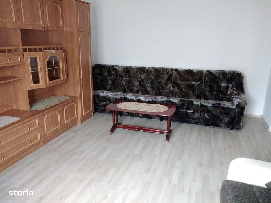 Apartament cu o camera, 55 mp spre inchiriere 250 euro