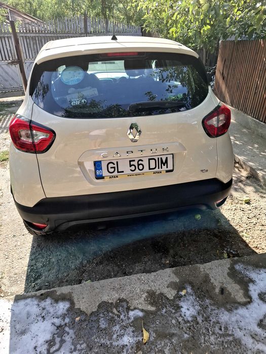 Vând renault captur