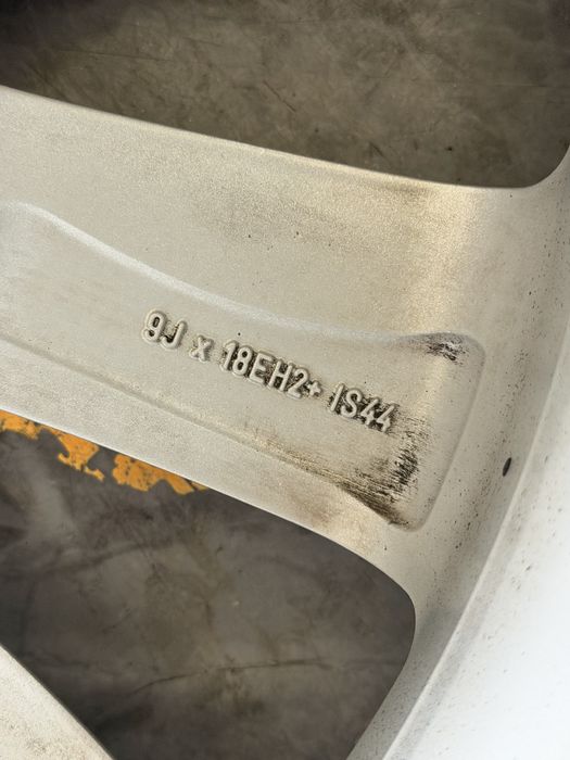 ОРИГИНАЛНИ Джанти за бмв “BMW Sport packet 18”