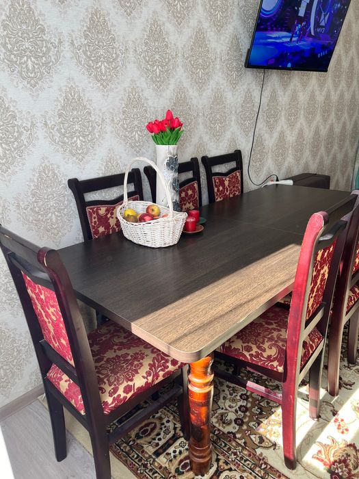 Стол раскладной со стульями