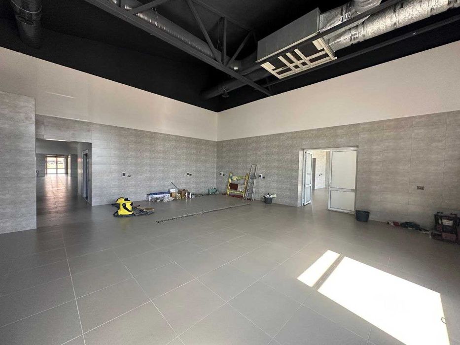 Отдельно-стоящее здание